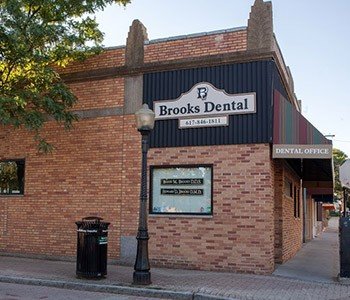 Outside view of Brooks Dental P.C.